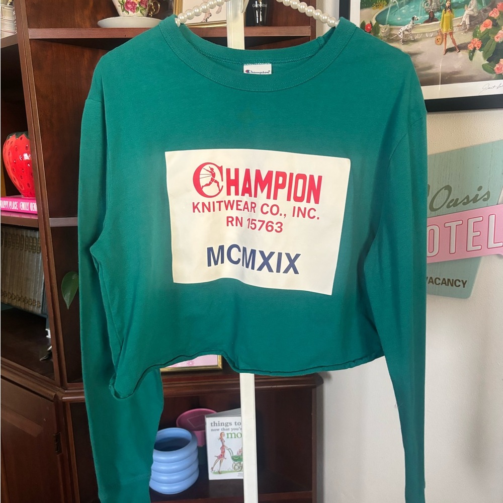 Champion Green Cropped Sweatshirt